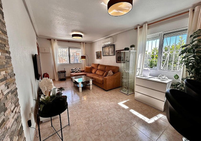 Reventa · Villa · Torrevieja · Los Altos
