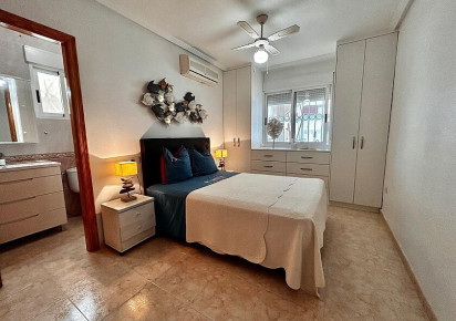 Reventa · Villa · Torrevieja · Los Altos