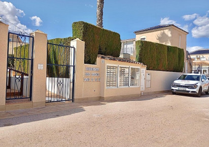 Reventa · Villa · Torrevieja · Los Altos