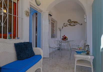 Reventa · Villa · Torrevieja · Urbanización San Luis