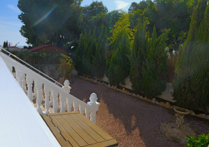 Reventa · Villa · Torrevieja · Urbanización San Luis