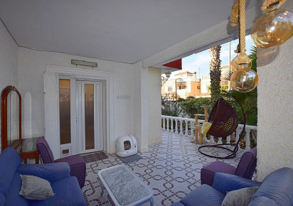 Reventa · Villa · Torrevieja