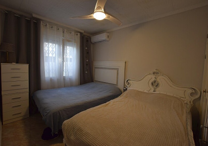 Reventa · Villa · Torrevieja