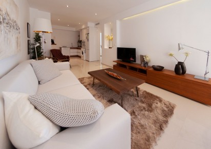 Rynek pierwotny · APARTAMENTO · Los Alcazares