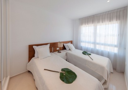 Rynek pierwotny · APARTAMENTO · Los Alcazares