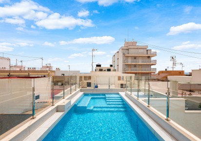 Rynek pierwotny · APARTAMENTO · Torrevieja · Centro