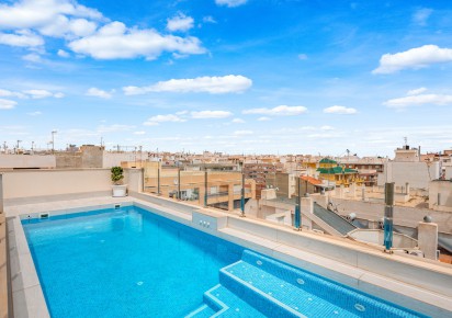 Rynek pierwotny · APARTAMENTO · Torrevieja · Centro