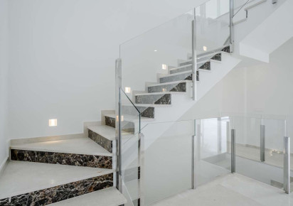 Rynek pierwotny · detached house · Calpe