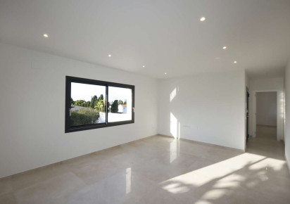 Rynek pierwotny · detached house · Calpe