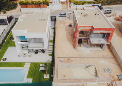 Rynek pierwotny · detached house · Finestrat