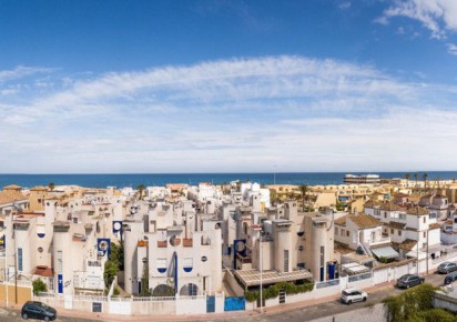 Rynek pierwotny · Terraced Houses · Torrevieja