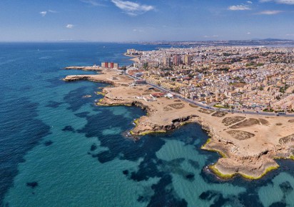 Rynek pierwotny · Terraced Houses · Torrevieja