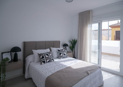 Rynek pierwotny · Townhouse · AVILESES