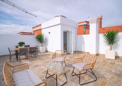 Rynek pierwotny · Townhouse · AVILESES