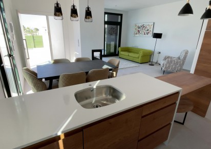 Rynek pierwotny · Villas · Daya Nueva