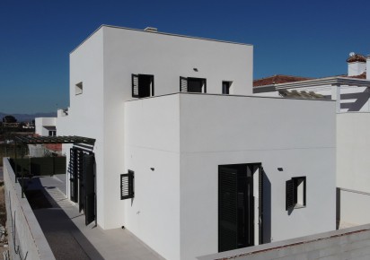 Rynek pierwotny · Villas · Daya Nueva