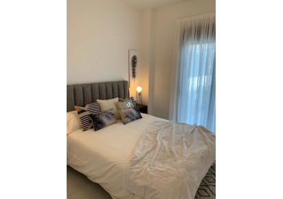 Rynek pierwotny · Villas · La Marina · La marina