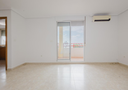 Rynek wtórny · APARTAMENTO · Torrevieja · Centro