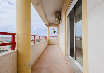 Rynek wtórny · APARTAMENTO · Torrevieja · Centro
