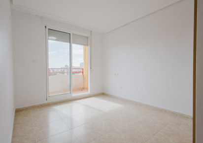 Rynek wtórny · APARTAMENTO · Torrevieja · Centro