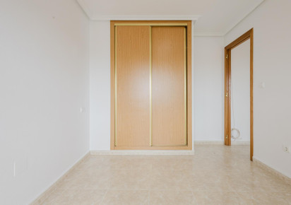 Rynek wtórny · APARTAMENTO · Torrevieja · Centro