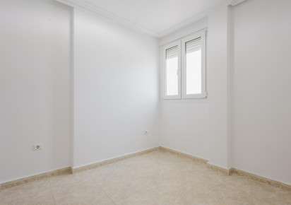 Rynek wtórny · APARTAMENTO · Torrevieja · Centro
