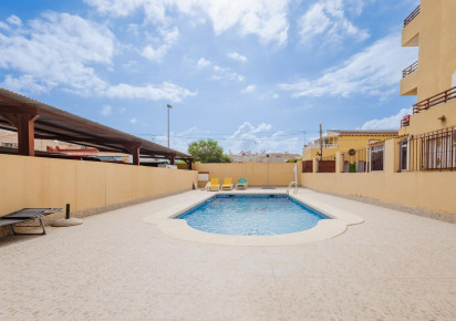 Rynek wtórny · APARTAMENTO · Torrevieja · Centro