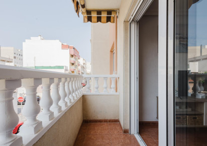 Rynek wtórny · APARTAMENTO · Torrevieja · Centro