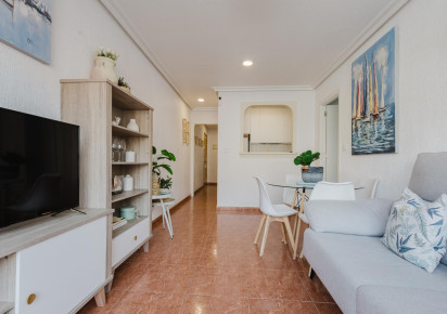 Rynek wtórny · APARTAMENTO · Torrevieja · Centro