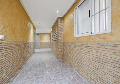 Rynek wtórny · APARTAMENTO · Torrevieja · Centro