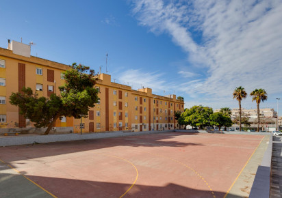 Rynek wtórny · APARTAMENTO · Torrevieja · Centro