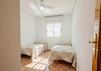 Rynek wtórny · APARTAMENTO · Torrevieja · Centro