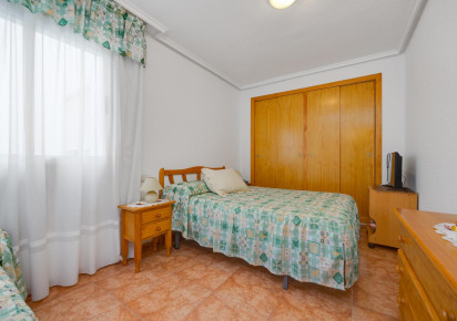 Rynek wtórny · APARTAMENTO · Torrevieja · Centro