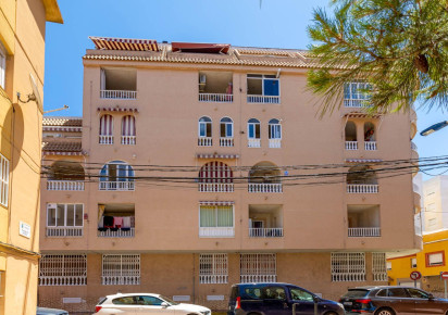 Rynek wtórny · APARTAMENTO · Torrevieja · Centro