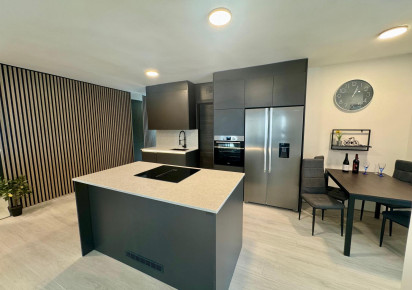 Rynek wtórny · APARTAMENTO · Torrevieja · CLUB NAUTICO TORREVIEJA