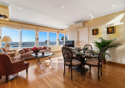 Rynek wtórny · APARTAMENTO · Torrevieja · CLUB NAUTICO TORREVIEJA