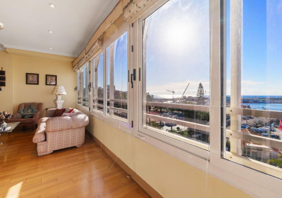 Rynek wtórny · APARTAMENTO · Torrevieja · CLUB NAUTICO TORREVIEJA