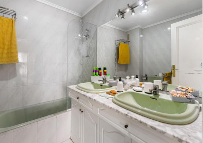 Rynek wtórny · APARTAMENTO · Torrevieja · CLUB NAUTICO TORREVIEJA