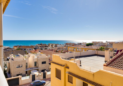 Rynek wtórny · APARTAMENTO · Torrevieja · La mata