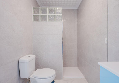 Rynek wtórny · APARTAMENTO · Torrevieja · Playa de La Acequion