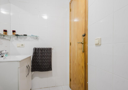 Rynek wtórny · APARTAMENTO · Torrevieja · Playa de La Acequion