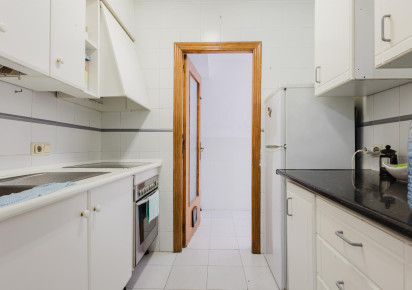 Rynek wtórny · APARTAMENTO · Torrevieja · Playa de La Acequion