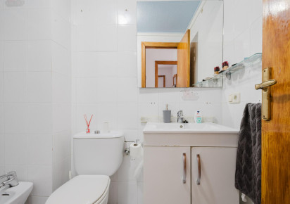 Rynek wtórny · APARTAMENTO · Torrevieja · Playa de La Acequion