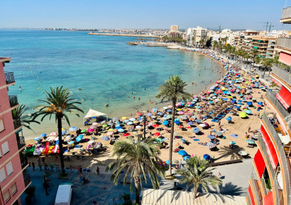 Rynek wtórny · APARTAMENTO · Torrevieja · Playa de los Locos