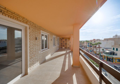 Rynek wtórny · APARTAMENTO · Torrevieja · playa de los naufragos