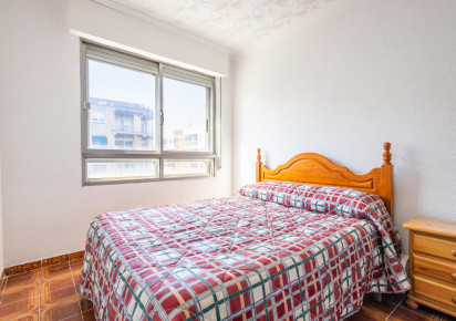 Rynek wtórny · APARTAMENTO · Torrevieja · Playa del Acequión