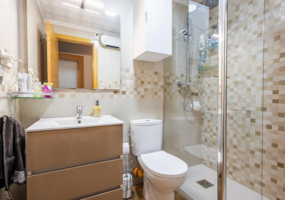 Rynek wtórny · APARTAMENTO · Torrevieja · Playa del Acequión