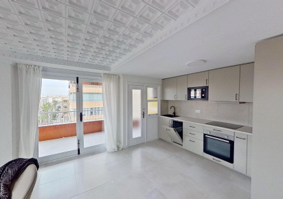 Rynek wtórny · APARTAMENTO · Torrevieja · Playa del Acequión