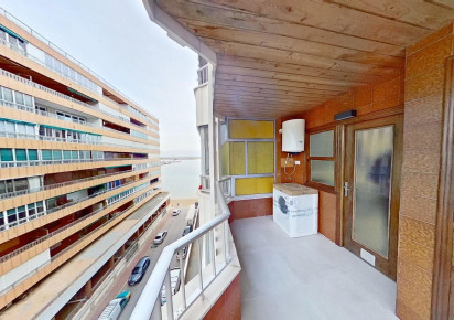 Rynek wtórny · APARTAMENTO · Torrevieja · Playa del Acequión