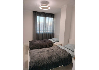 Rynek wtórny · APARTAMENTO · Torrevieja · Playa del Acequión